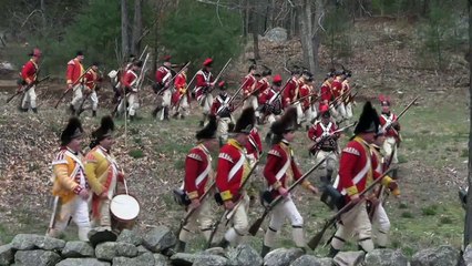 Des passionnés rejouent une bataille de la guerre d'indépendance des Etats-Unis