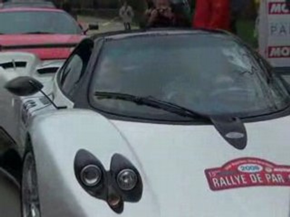 Pagani Zonda F départ video