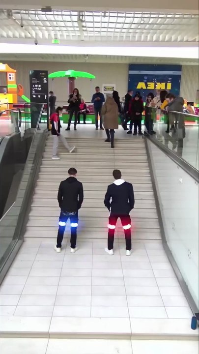 Best Dance At Mall