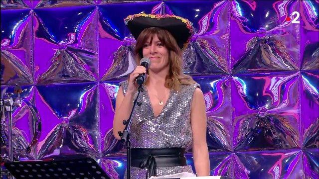 Magali Ripoll épinglée par Nagui dans N'oubliez pas les paroles pour avoir massacré une chanson - France 2