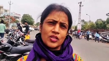 युवाओं को सेल्स मार्केटिंग में जॉब, वेतन कम होने से निराश