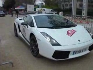 Lambo Superleggera blanche video