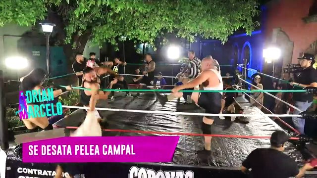 Lucha de Adrián Marcelo contra los luchadores termina mal