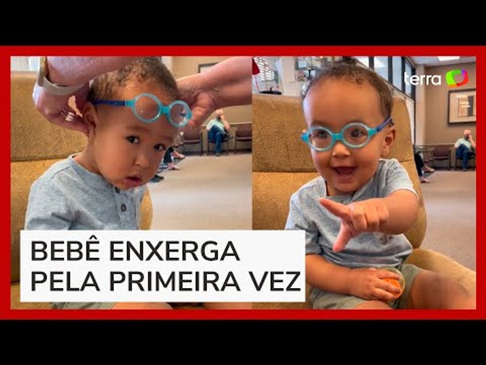 Bebê tem reação fofa ao receber óculos e enxerg...