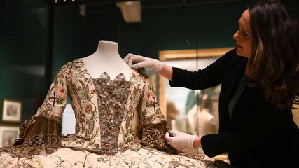 New Buckingham Palace exhibition reveals Georgian fashion to be remarkably close to modern times