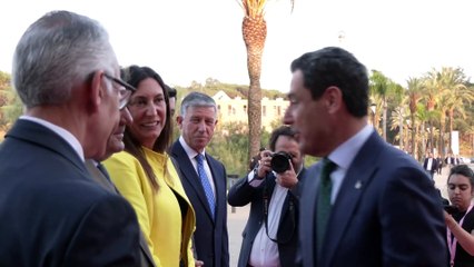 Moreno apela a la "responsabilidad" para proteger el "prestigio" del fruto rojo onubense