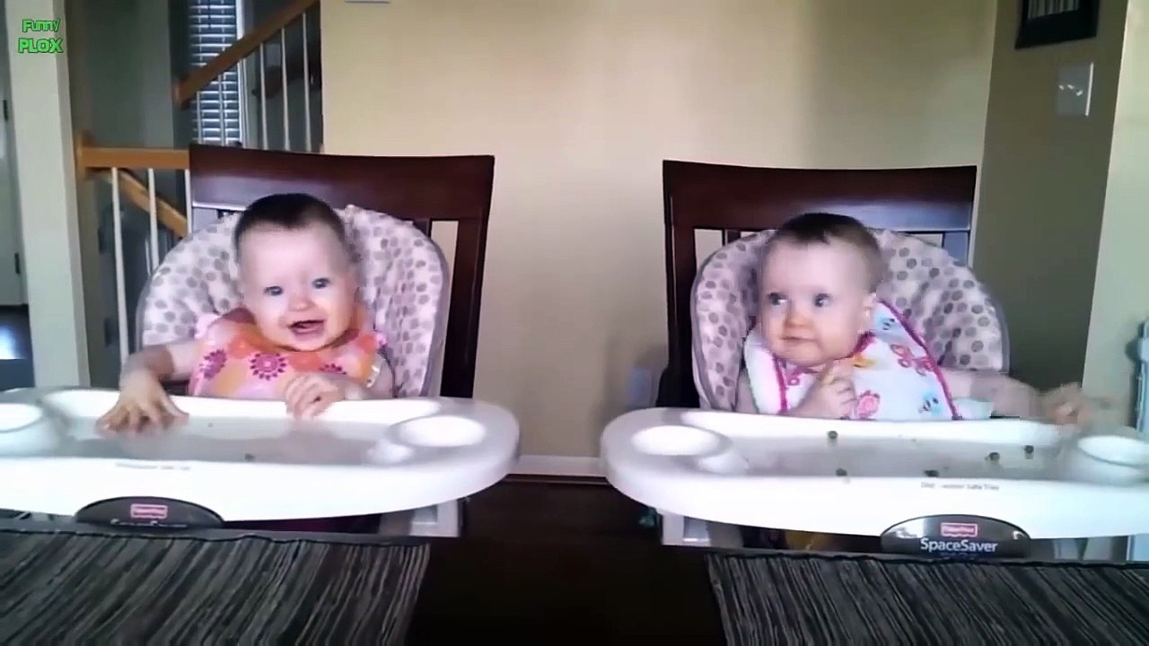 Funny and Cute Babies Dancing Compilation (2017)
