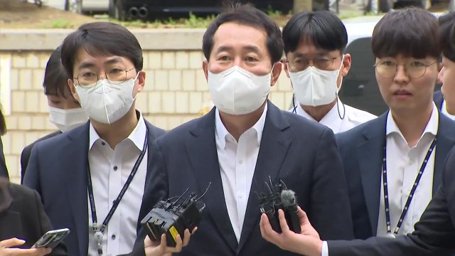 '민주동 돈 봉투' 강래구, 구속심사 출석... 언젠가 말할 날 있을 것 / YTN