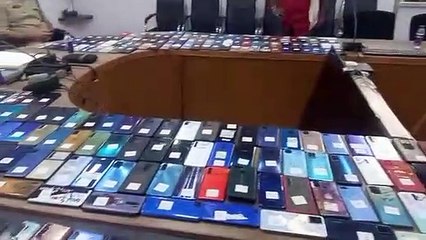 下载视频: Police returned 400 mobiles worth 70 lakhs