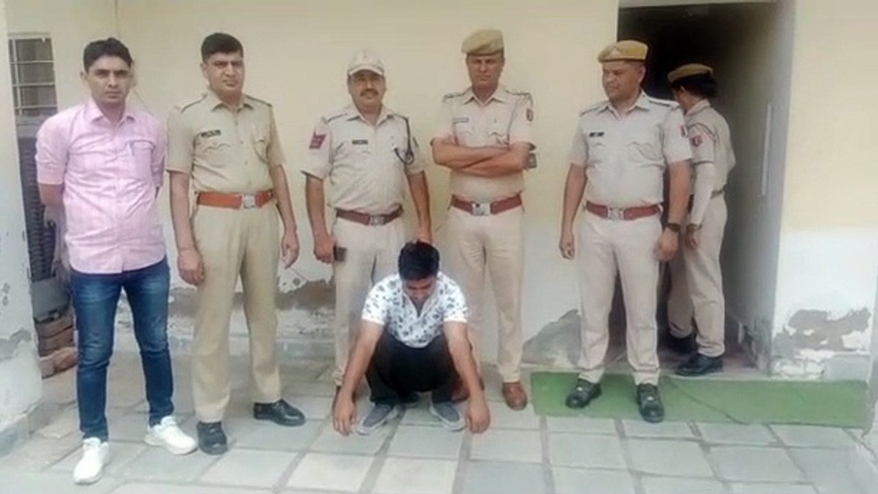 भागने की फिराक में था हत्या का आरोपी, गिरफ्तार