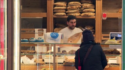 Naples turns blue as football title fever grows