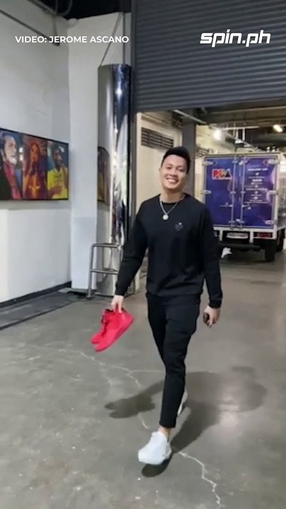 Better game today?  Scottie Thompson is here 2 hours before Game 6!