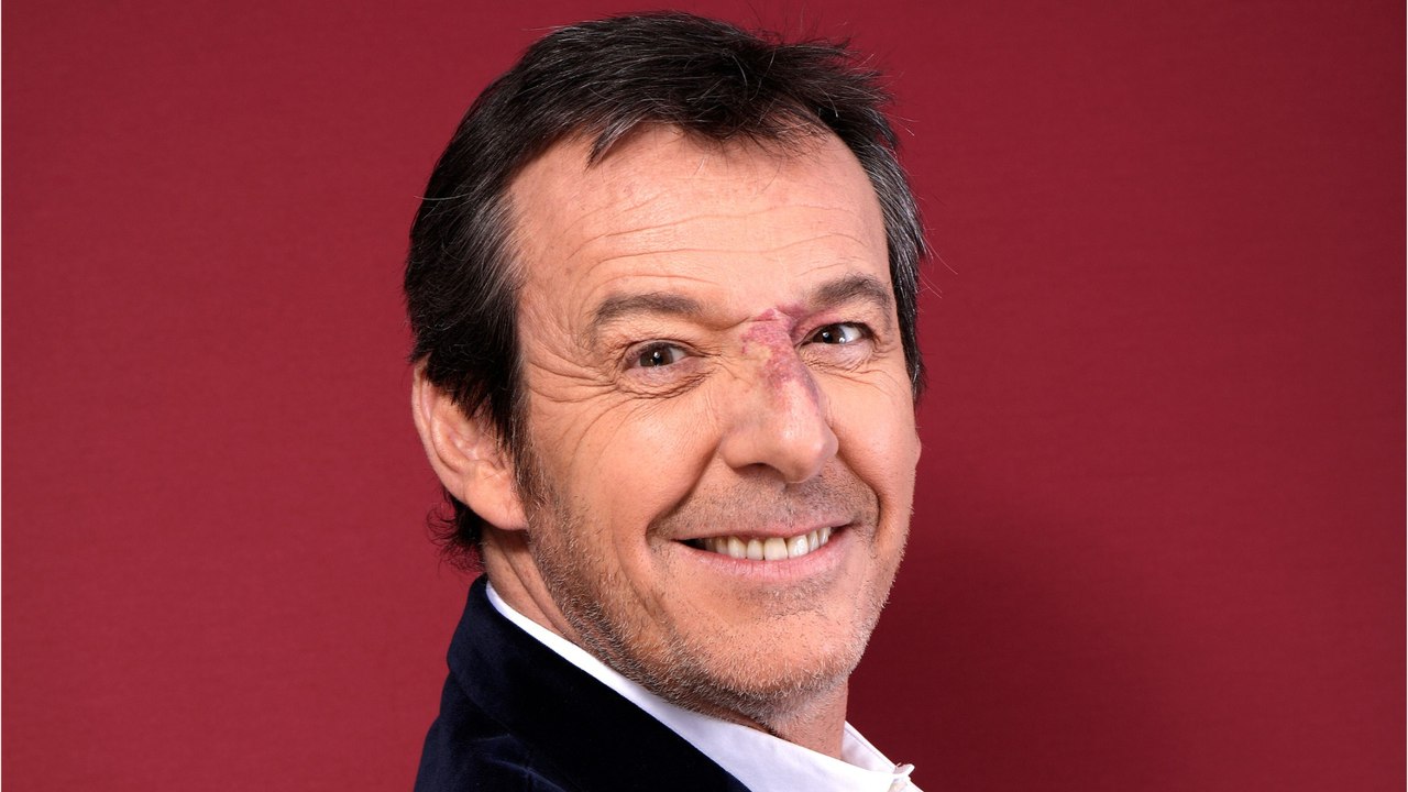 GALA VIDEO - Jean-Luc Reichmann ému au souvenir de sa maman décédée : “Elle est encore dans mes pensées”