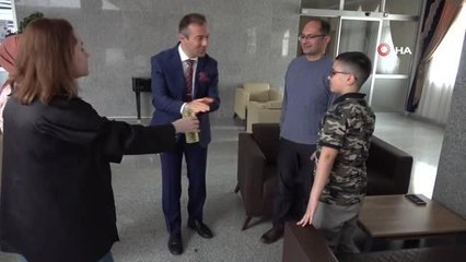 Yozgat'ta depremzedeler bayramı buruk karşıladı