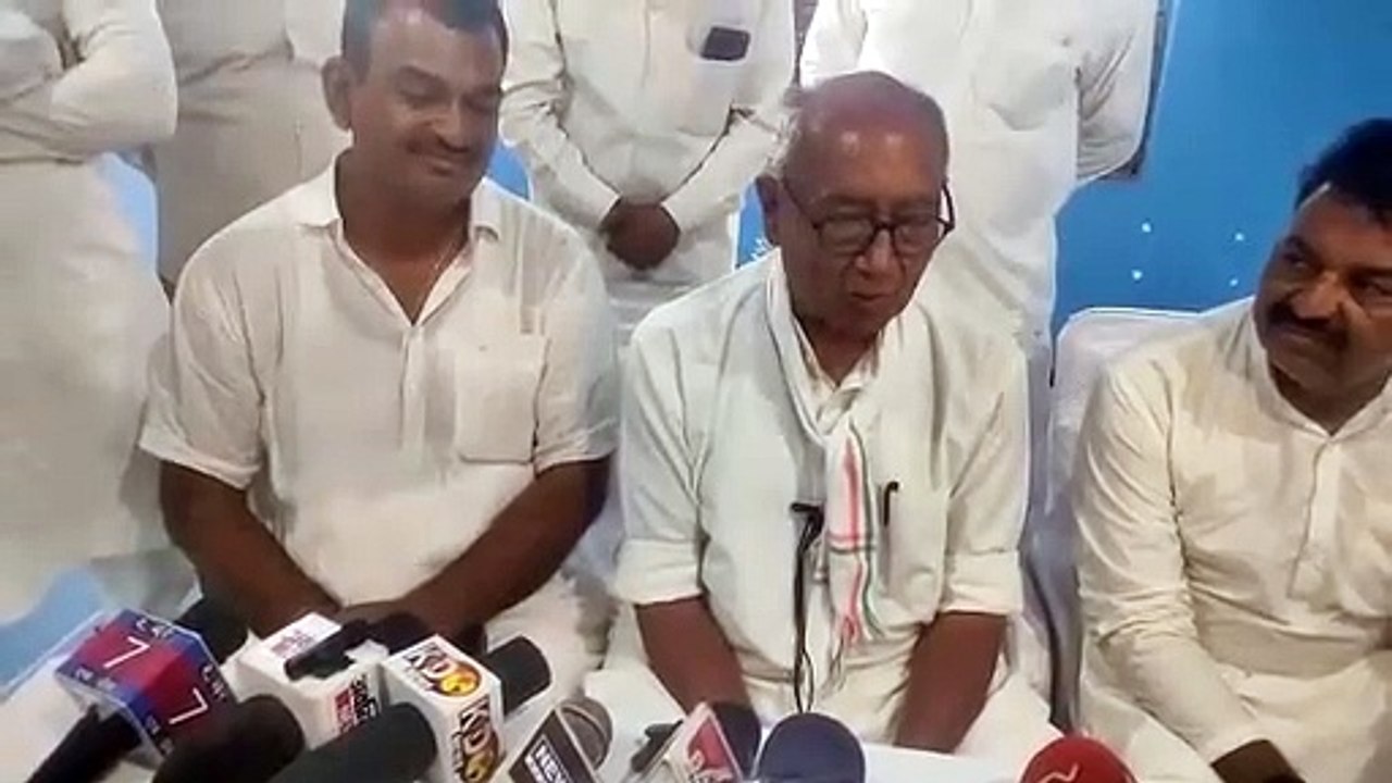 लाडली बहना योजना चुराई हुई योजना है : दिग्विजयसिंह