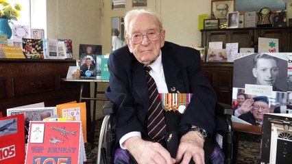 WW2 veteran, 105, with no surviving relatives received 3,000 birthday cards from strangers