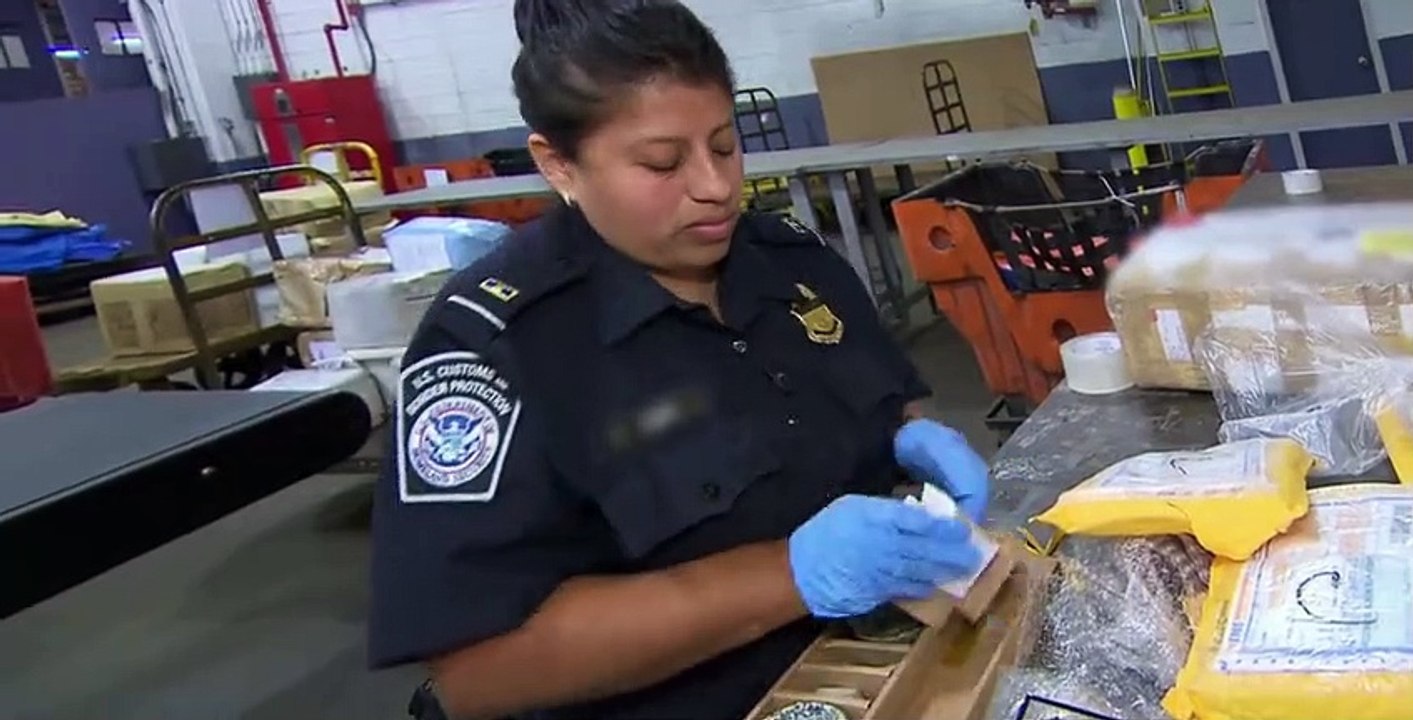 Border Security: America's Front Line S01 E09