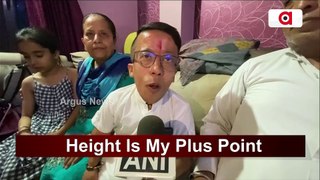3-Feet-Tall Man Becomes Center Of Attraction In UP, Files Nomination For Civic Polls