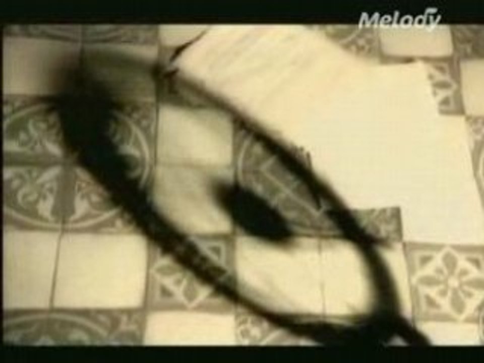 Clip Doucement Liane Foly