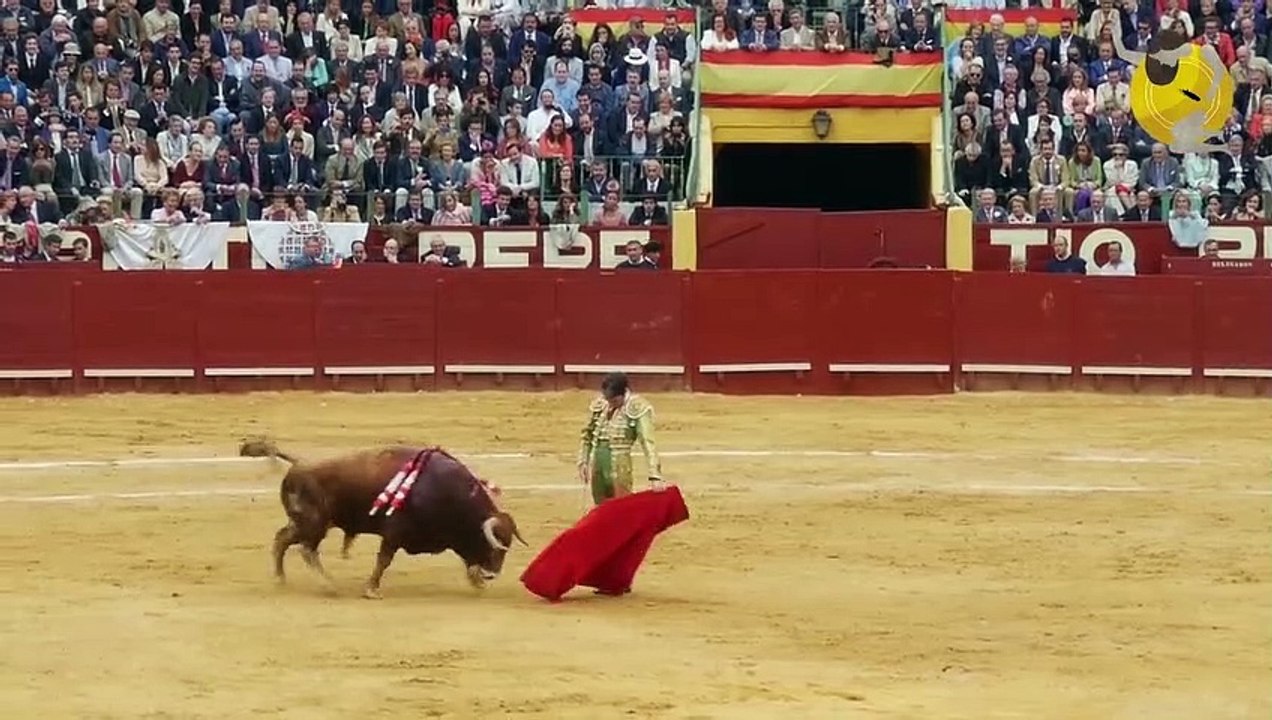 José Tomás Jerez (07-05-2016) 3 Orejas y Rabo - Carrusel Taurino