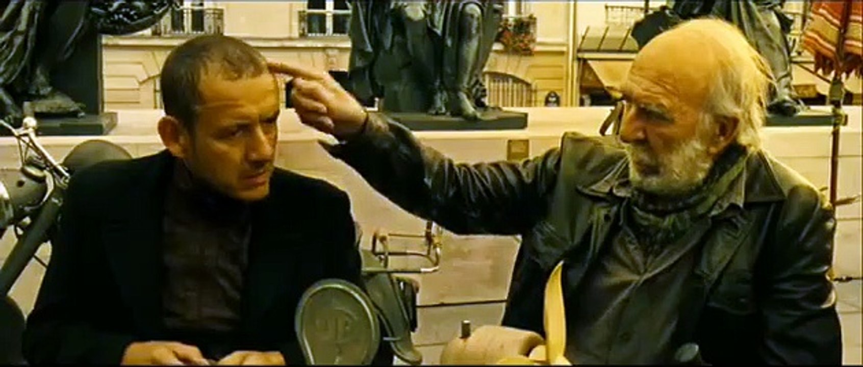 Micmacs à Tire Larigot - Bande Annonce Officielle 2 - Dany Boon / André Dussollier / Omar Sy