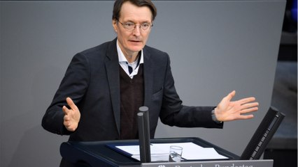 Laura Maria Rypa outet sich als Impfskeptikerin