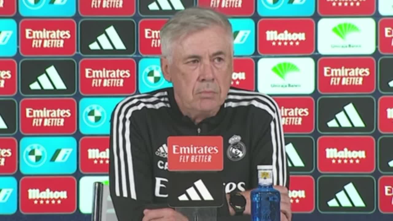 El gesto y la respuesta de Ancelotti cuando le preguntan por "el nuevo Manchester City: se le escapa hasta una risa