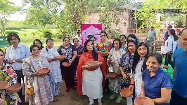 'प्रत्येक घर तक पहुंच रहा है पत्रिका का पक्षी मित्र अभियान'
