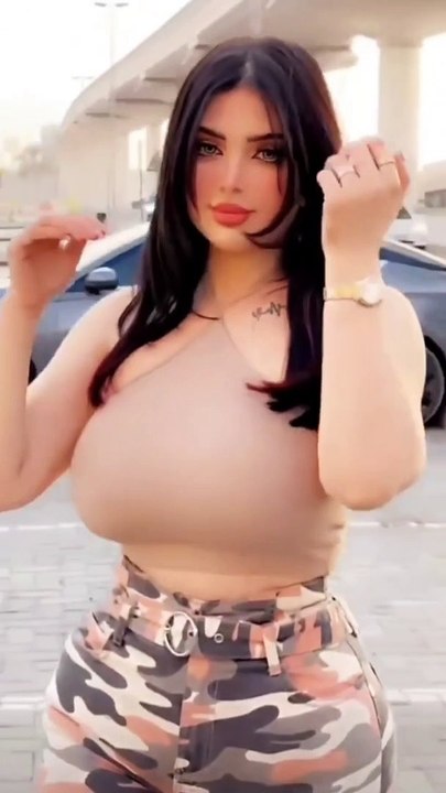 Hot girl killing look #grils #beautifulgirls