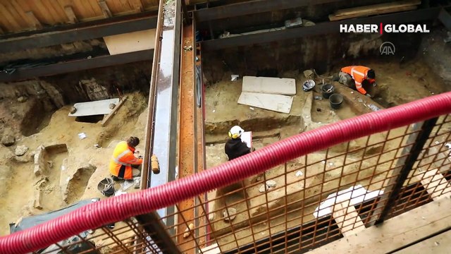 Fransa'da yaklaşık 2 bin yıl öncesine ait 50 antik mezar bulundu: Takı, kemer gibi kıyafet ve aksesuarların yanı sıra seramik ve cam kaplar keşfedildi