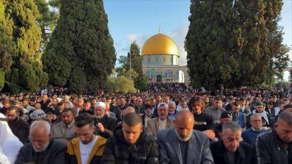 Muslims celebrate Eid, the end of Ramadan, around the world