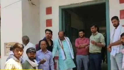 सिवनी मालवा: कांग्रेस कार्यकर्ताओं ने राष्ट्रपति के नाम सौंपा ज्ञापन