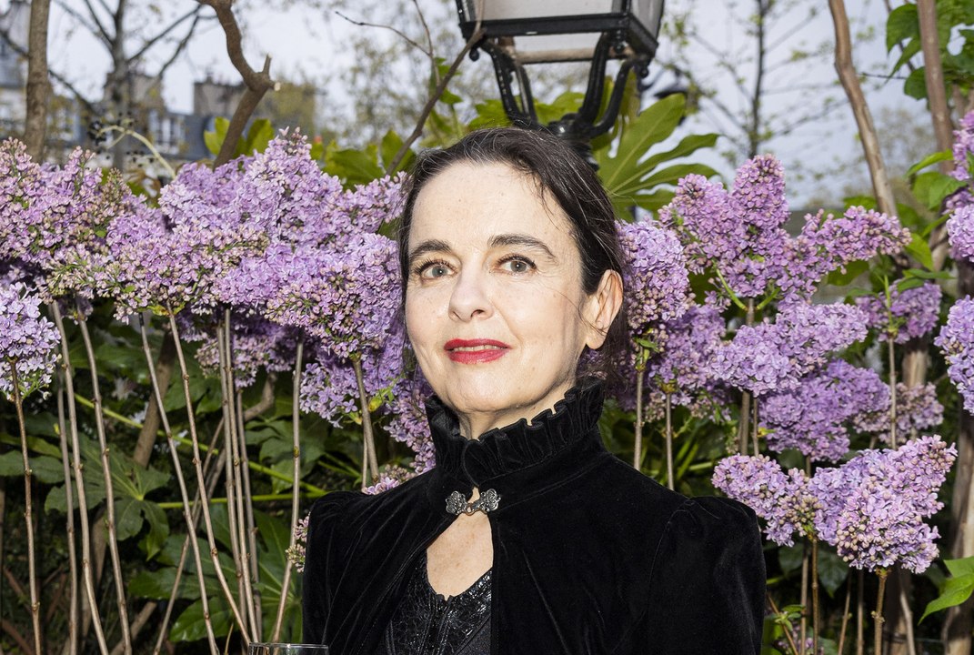 Amélie Nothomb : « Je me demande comment j’ai pu survivre, comment on peut encore m’aimer après tout ce temps »