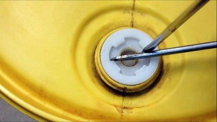 How  To Open A 44 Gallon Drum Cap Without A Drum Wrench