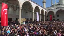 Erdoğan'dan cami avlusunda miting... '14 Mayıs bunların sonu olmalı'