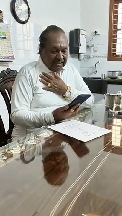 କର୍ଣ୍ଣାଟକର ନେତାଙ୍କୁ ଫୋନ କରୁଛନ୍ତି ପ୍ରଧାନମନ୍ତ୍ରୀ ମୋଦି, ଶୁଣନ୍ତୁ