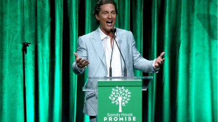 Voici - Matthew McConaughey demi-frère d'un célèbre acteur ? Il veut "faire un test ADN"