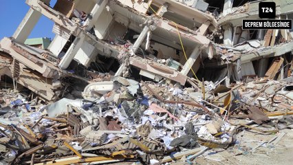 T24 deprem bölgesinde | Büyük yıkım sonrasında Hatay’da buruk bayram