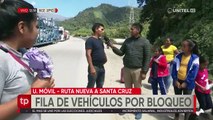 Pobladores reinstalan bloqueo en la vía nueva Cochabamba-Santa Cruz tras enfrentamiento con pasajeros