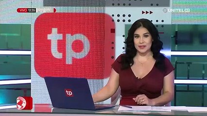 Discusión entre choferes y padres de familia que bloqueaban exigiendo ítems