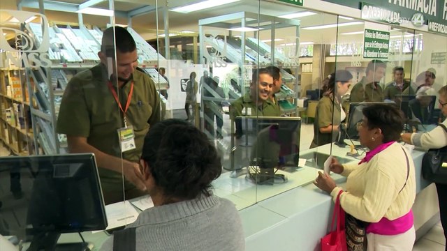 La salud es un derecho y no un favor : así exigen fin al desabasto de medicamentos en México