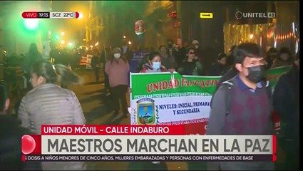 La Paz: Maestros marchan nuevamente para exigir al Gobierno solución a sus demandas