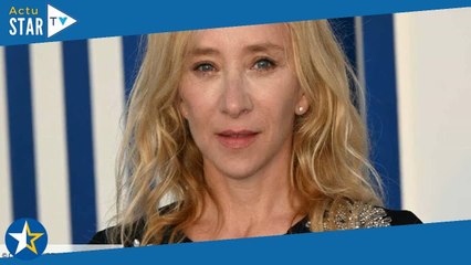 L'interview de Sylvie Testud par Nikos Aliagas : « Ma bouche est le reflet de ce que je pense »