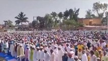 बांका: ईदगाह और मस्जिदों में शांतिपूर्ण ढंग से अदा की गई नमाज, मांगी अमन और चैन की दुआ