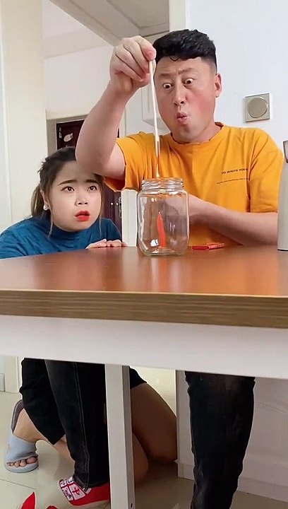 Best_Funny_Videos,__New_Chinese_Funny_Video_try_not_to_laugh_#short_#Funny_#Comedy(720p)(1)