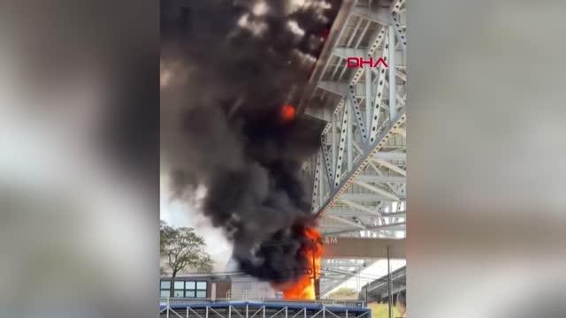 Köprüde devrilen yakıt tankeri alev aldı: 1 ölü