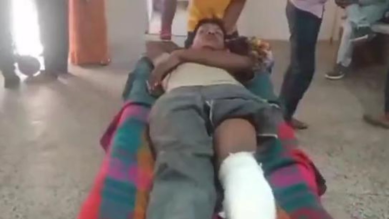 सीधी: बाइक चालक दुर्घटना का हुआ शिकार, घायल युवक का ईलाज जारी