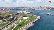 Vatandaşlar TCG Anadolu gemisini ziyaret etmek için kilometrelerce kuyruk oluşturdu