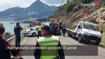 Isparta'da kamyonetle otomobilin çarpıştığı kazada, 6 kişi yaralandı
