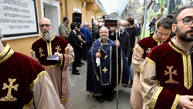 Oyuncu Rana Cabbar son yolculuğuna uğurlandı